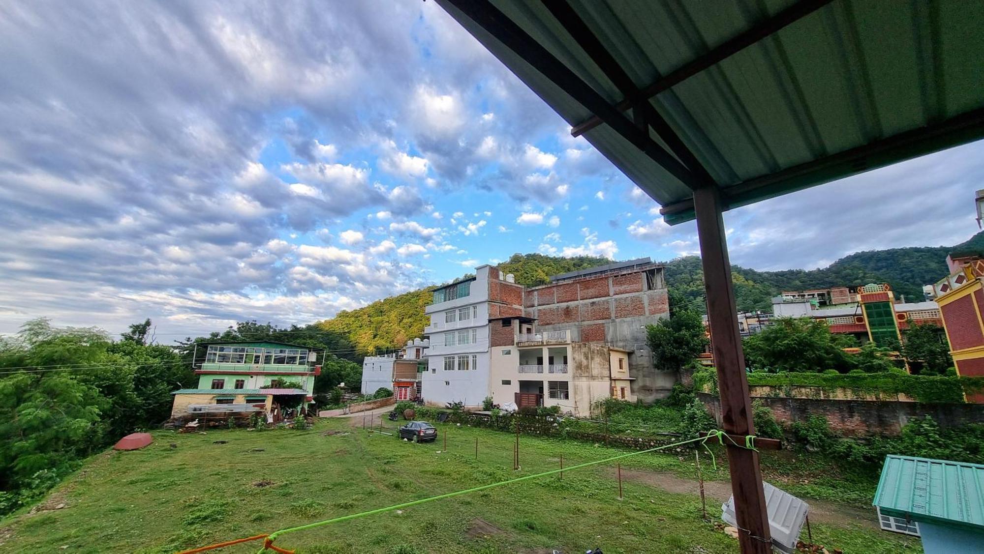 Landlopers Hostel Rishīkesh المظهر الخارجي الصورة