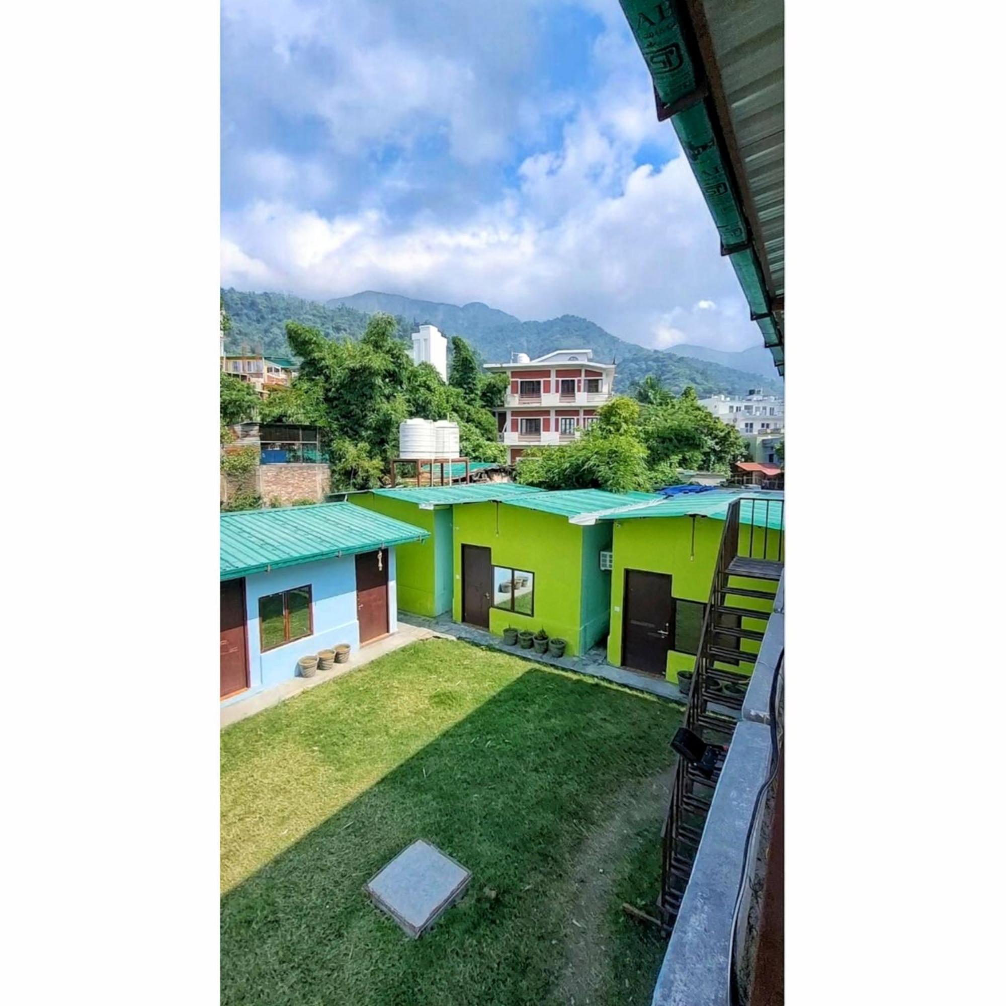 Landlopers Hostel Rishīkesh المظهر الخارجي الصورة